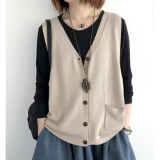 SAHINER 봄가을 여성 루즈핏 브이넥 버튼 니트 베스트